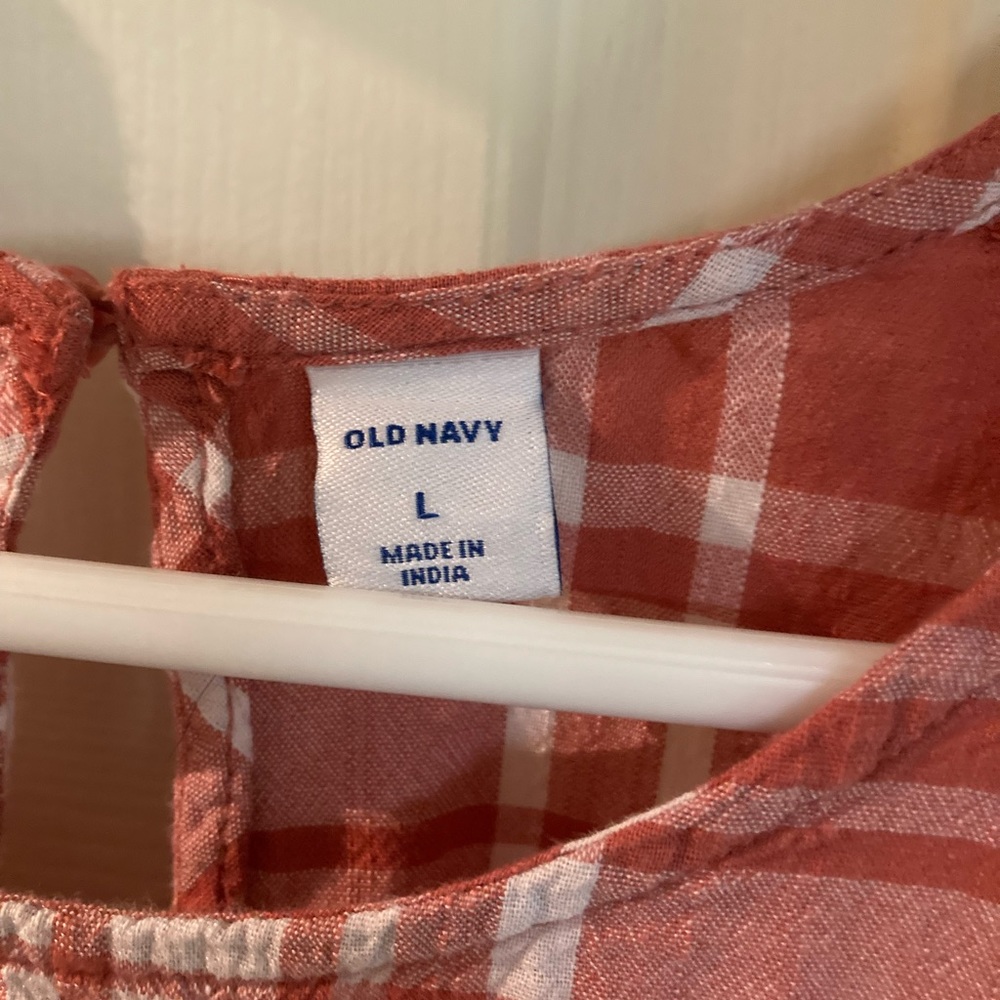 Old Navy tank top